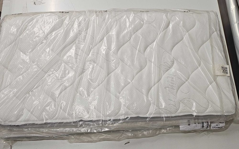 Materac Hilding nawierzchniowy Alt Cashmere 200x220x7,5
