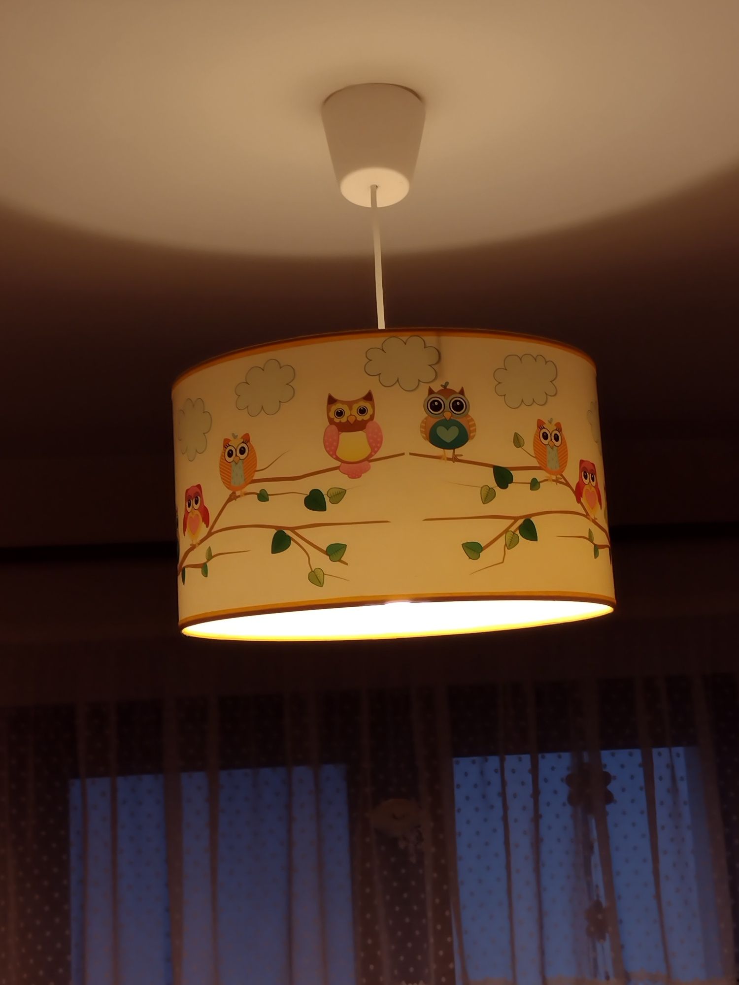 Lampa do pokoju dzieciecego