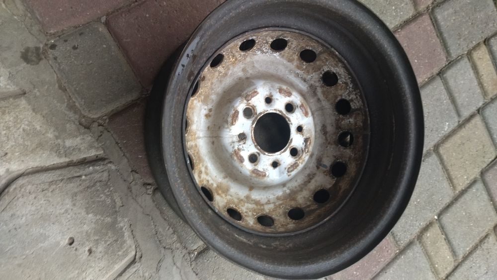 Шини всесезонні, літні