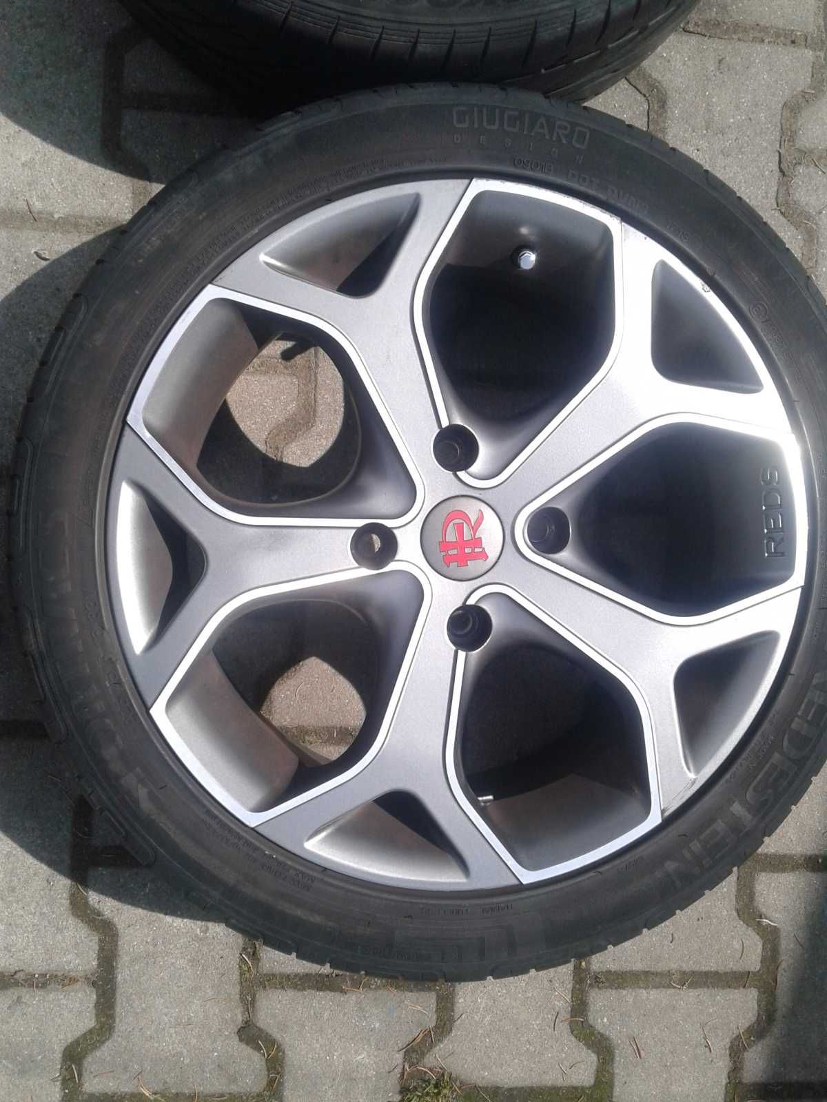 Alufelgi 16 4x114,3 7J Et40 MOMO REDS Volvo Honda Hyundai Kia Nissan