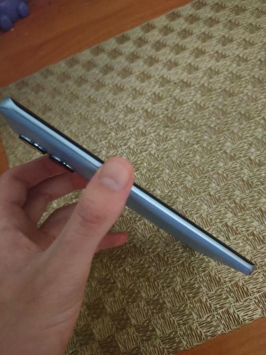 Продається: Realme 10 Pro+ 8/128 ГБ — Стан нового! Вигнутий AMOLED 120