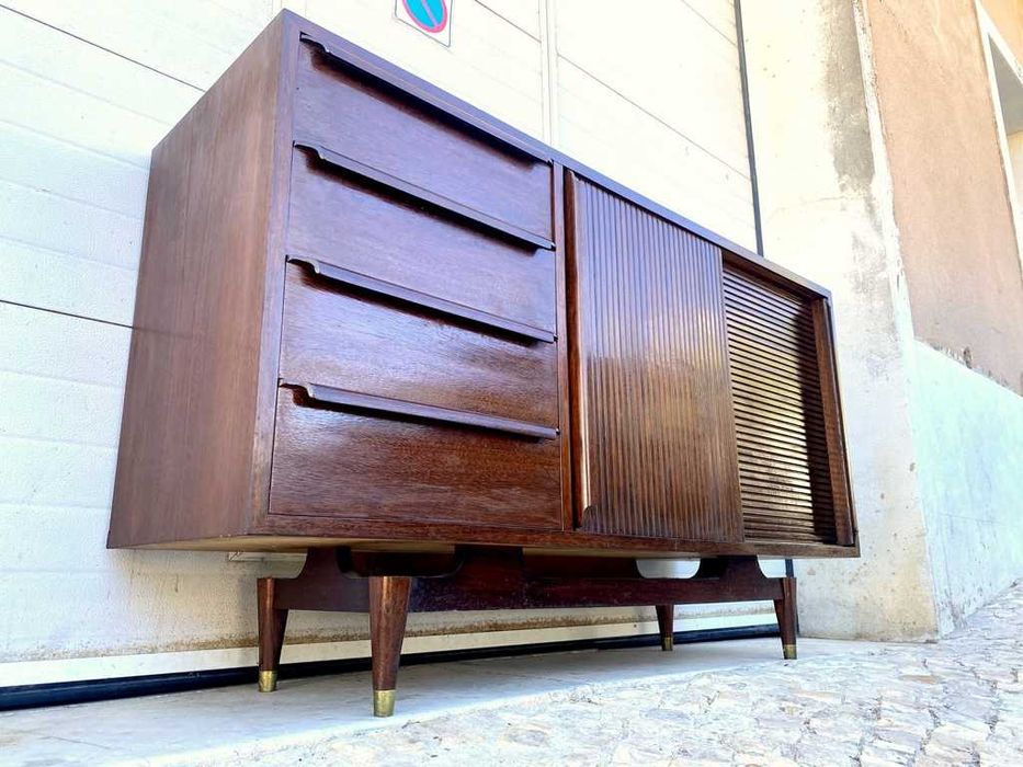 Aparador olaio vintage 160comp x 49,5prof x 93alt.