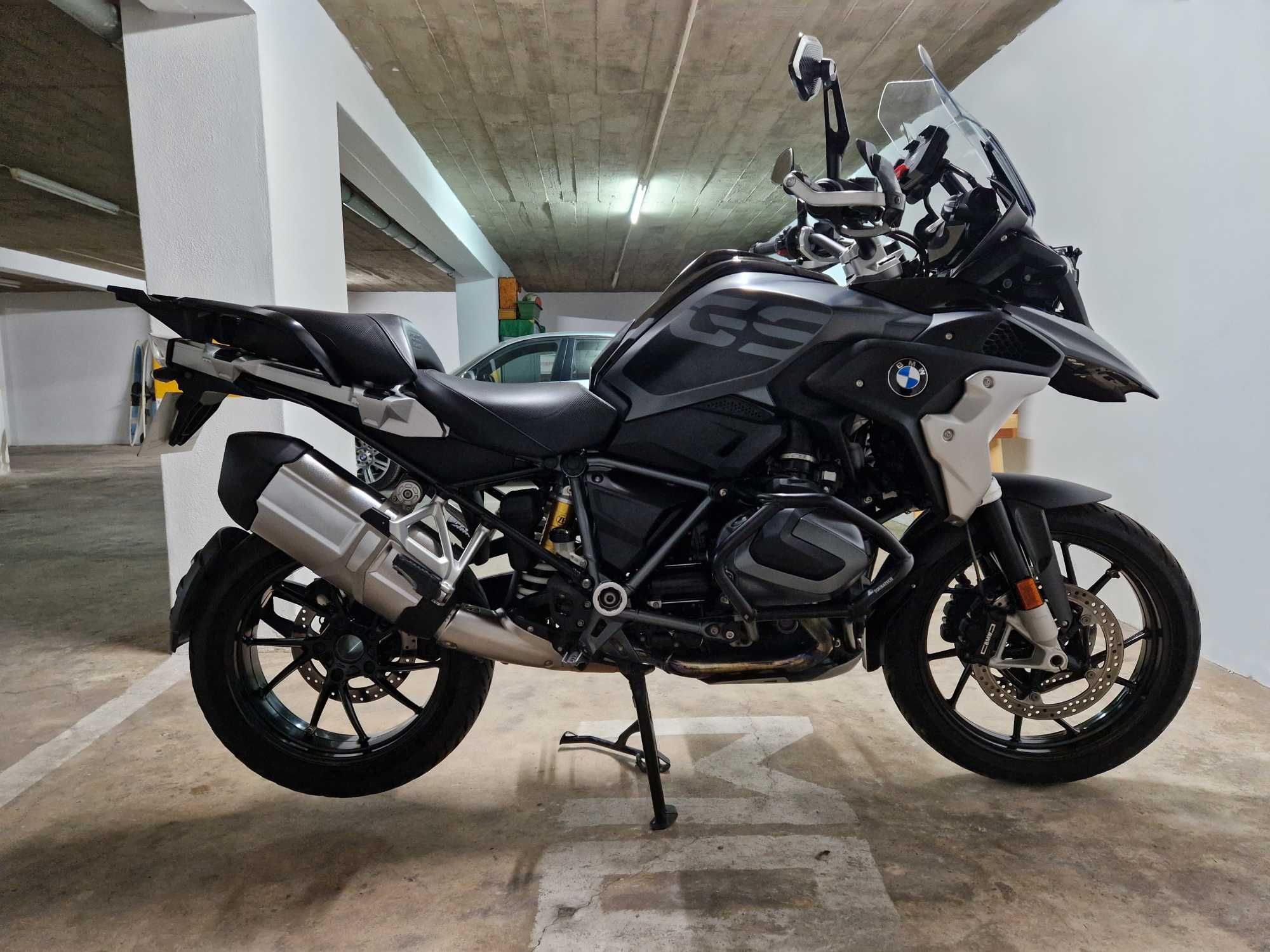 BMW R 1250 GS Triple Black