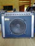 Wzmacniacz gitarowy UNISON