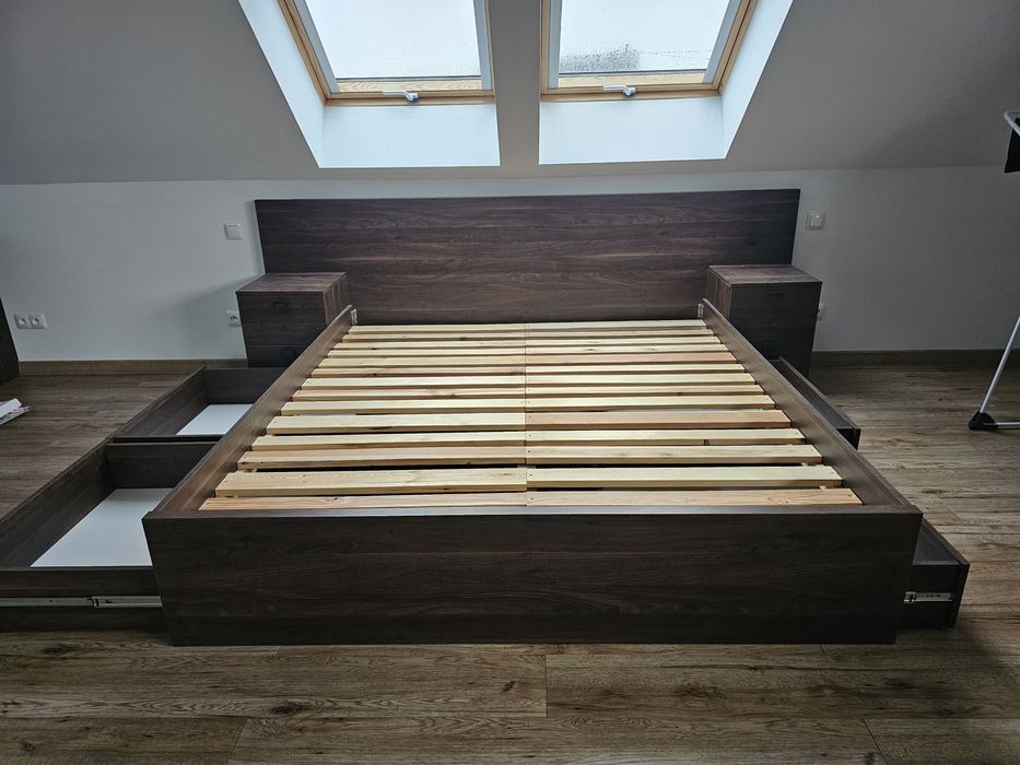Łóżko 180x200 dwie szafki 4 szuflady solidne