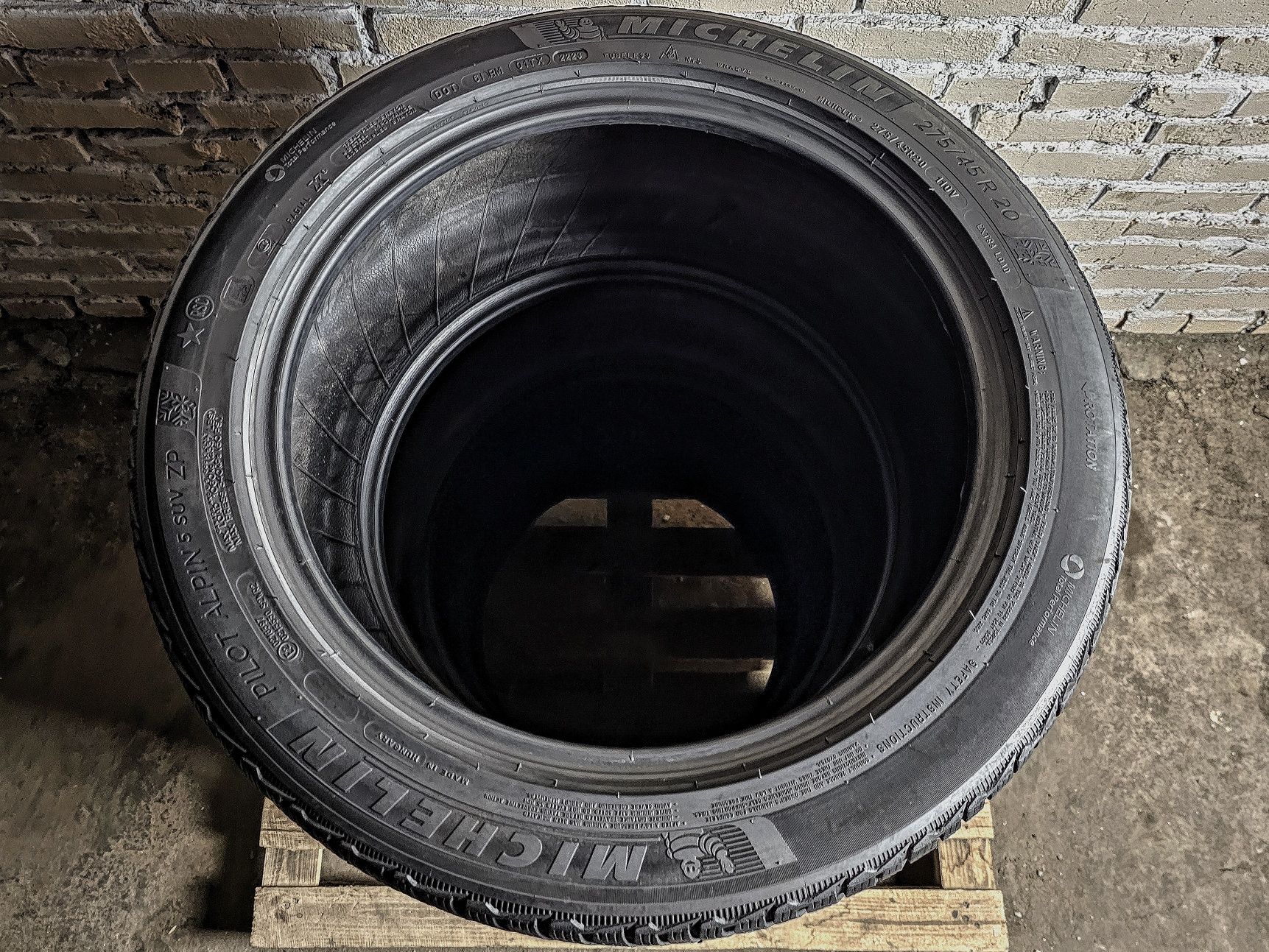 Зимові 275/45r20 Michelin | 2023 | 6.5mm | Hungary | Преміум шини