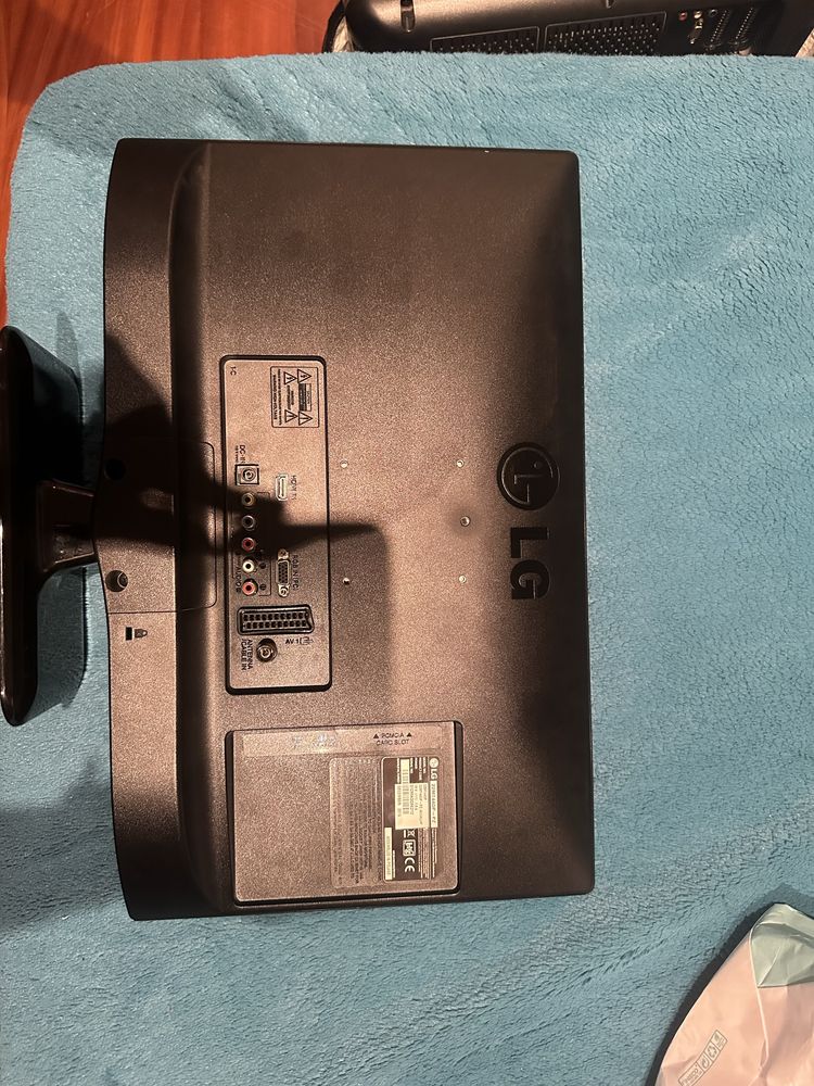 Vendo 2 monitores lg