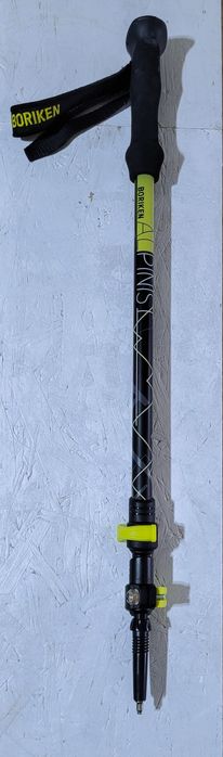 Bastão Boriken para caminhada / alpinismo com acessórios