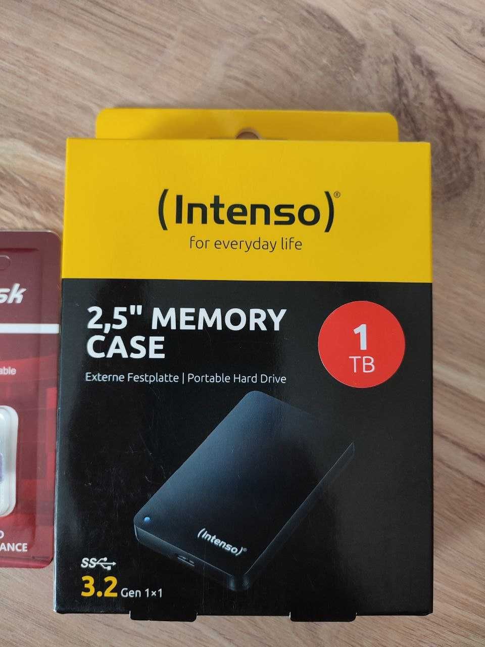 Karta microSDXC 128GB, dysk HDD Intenso 2,5'' Memory Case 1TB. USB 3.2