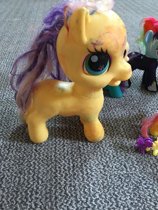 Лот єдиноріжок