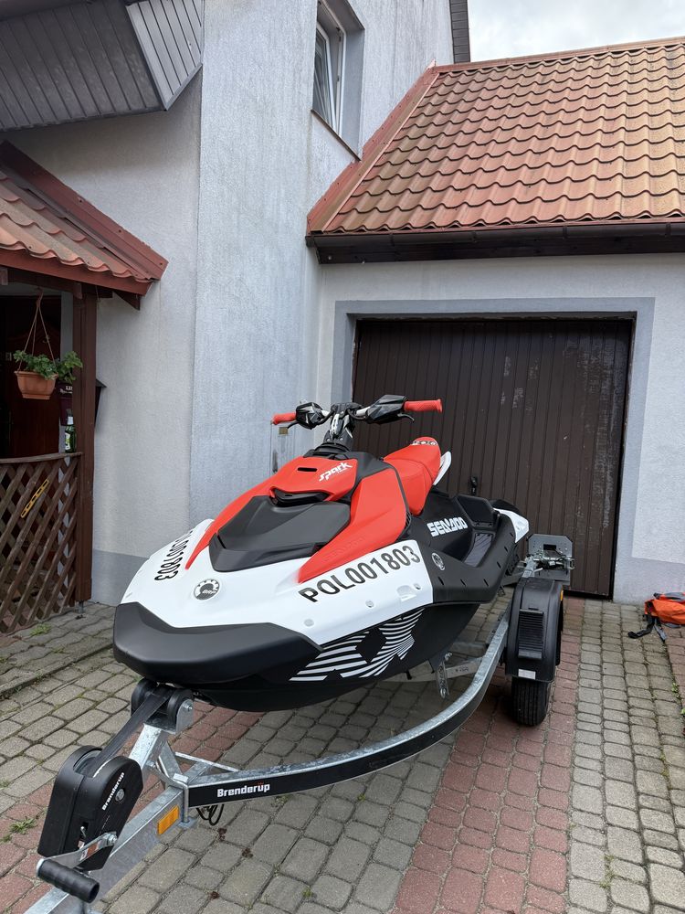 Skuter wodny Sea Doo Spark Trixx 3up 2024 22mth