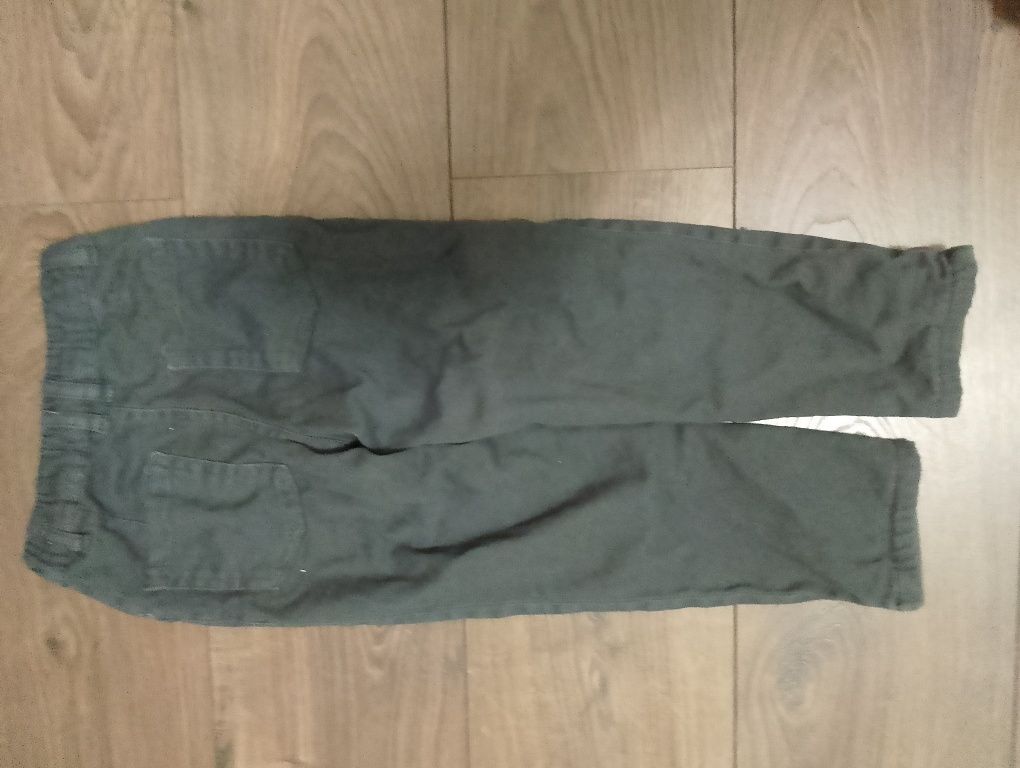 Spodnie 104 materiałowe