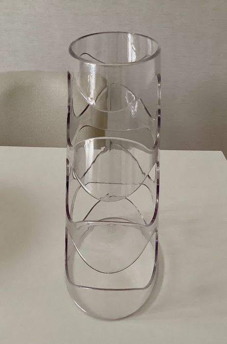 Porta garrafas  da marca UMBRA