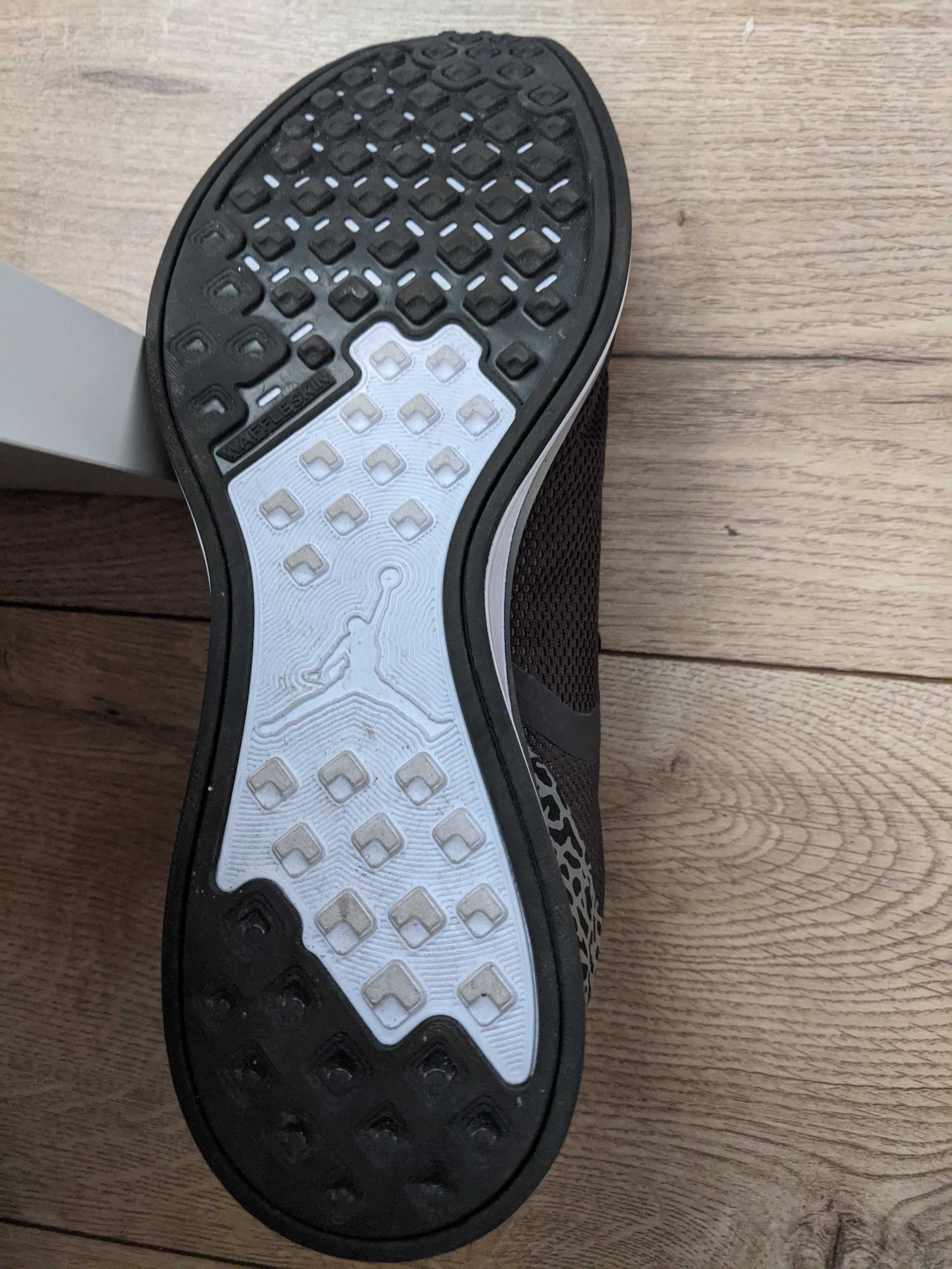 Buty treningowe męskie Running 42,5 biegowe