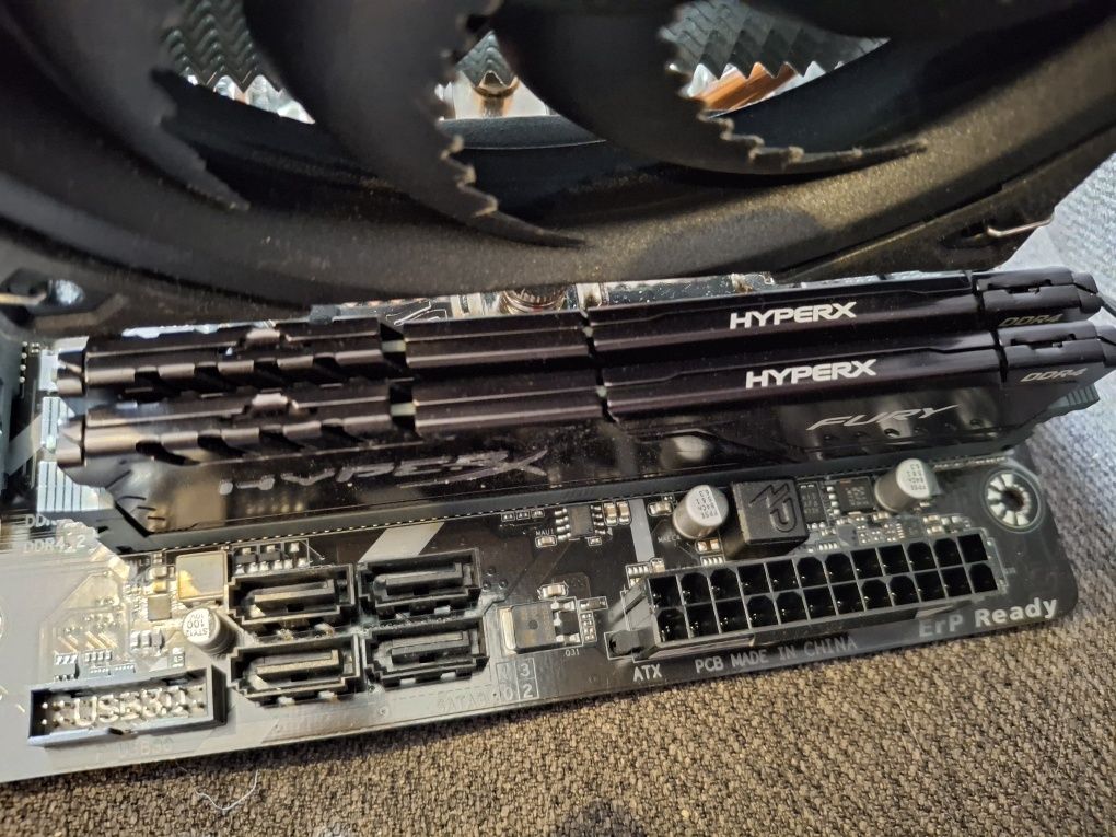 Plyta główna z cpu Intel i5-9600kf i ram 16gb