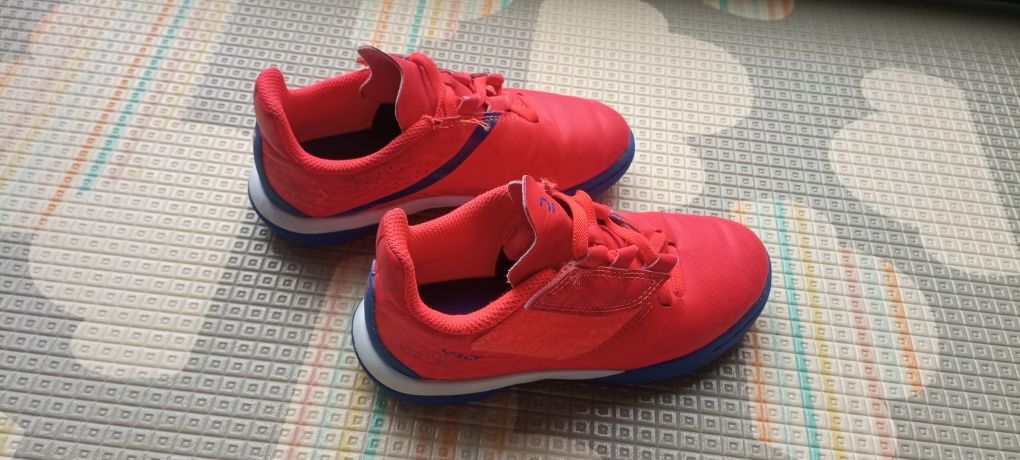 Kipsta decathlon buty do piłki nożnej r.30