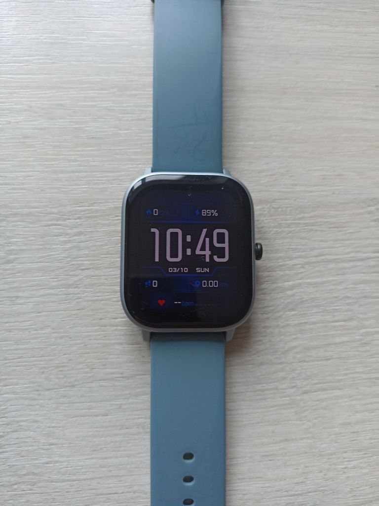 Часы Amazfit GTS 4 mini