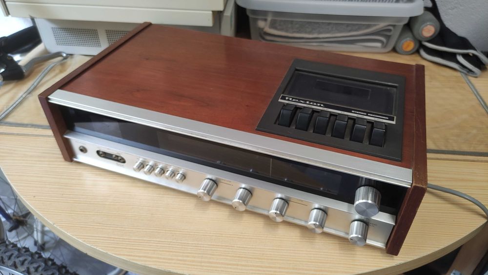 Rexton SE4417 Am FM Stereo