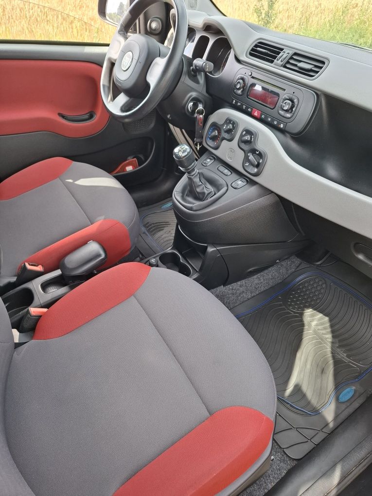 Fiat Panda.Poj 1,0 Benzyna. 2013 rok.Przebieg 81 tys.Kllimatyzacja.
