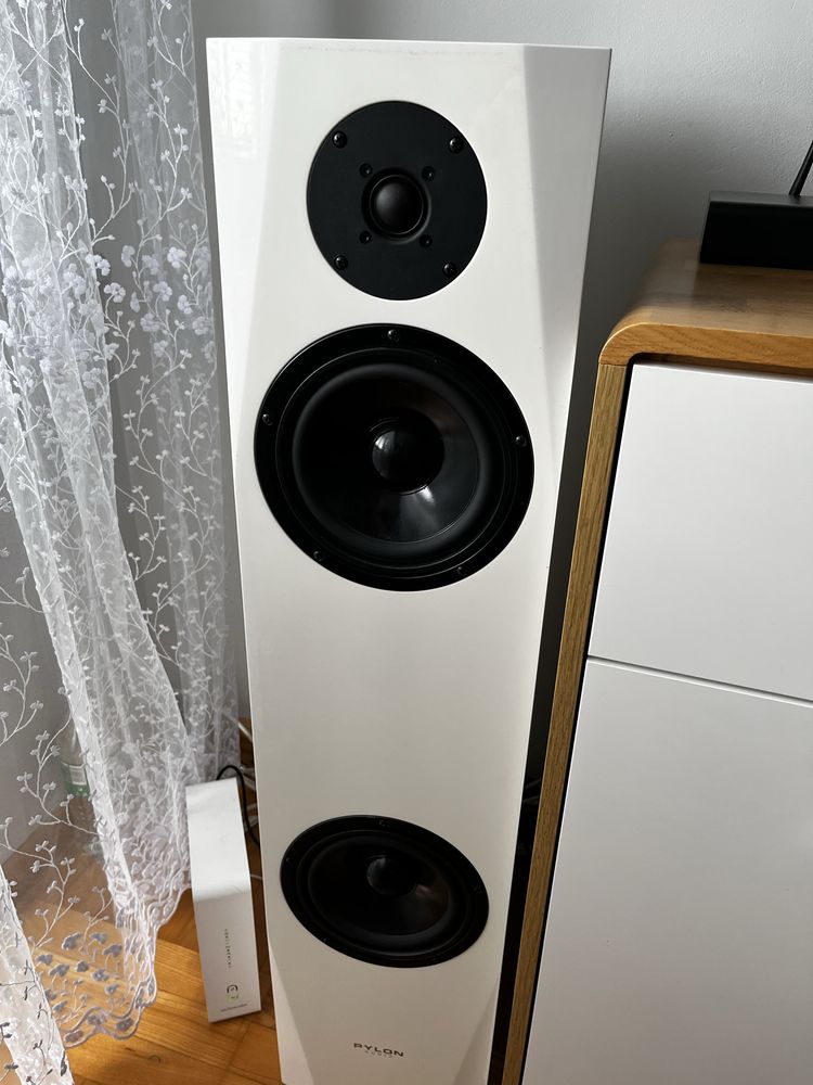 Zestaw:Arcam A19,CDS27,rplay oraz kolumny Pylon Saphire25