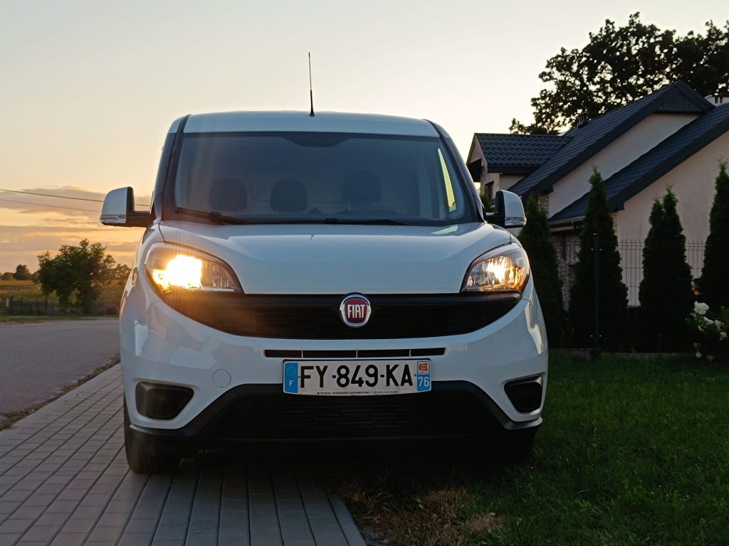 Fiat Doblo maxi 1.6 2021 klima 3 miejscowy sprowadzony