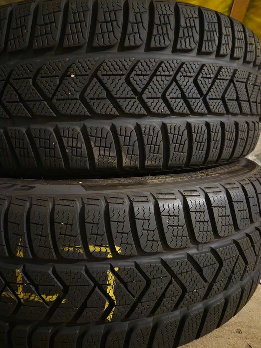 Opony zimowe 235/45R19 Pirelli SottoZero 3