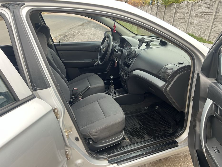 Шевролет авео 1.5 люксова