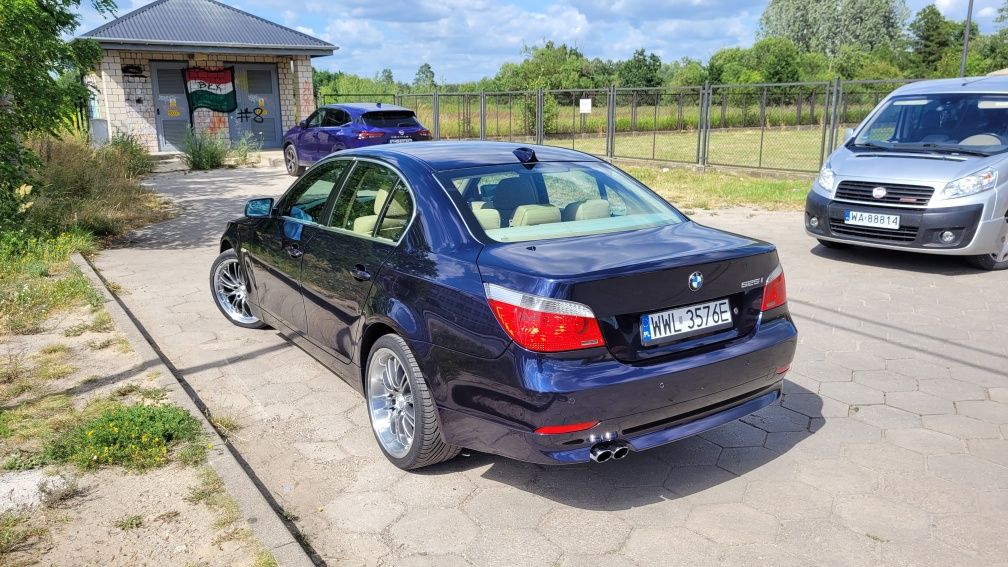 Sprzedam zadbane BMW e60 525i