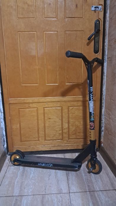 Трюковый самокат