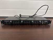 Monacor VMX-440/SW – 4-kanałowy mikser mikrofonowo-liniowy