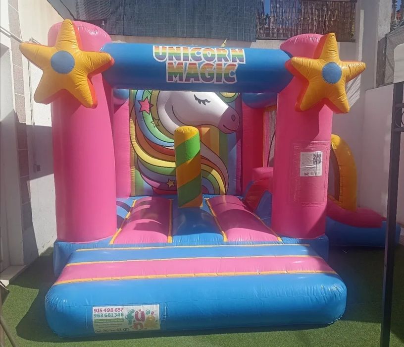 Aluguer de Insuflável Unicorn