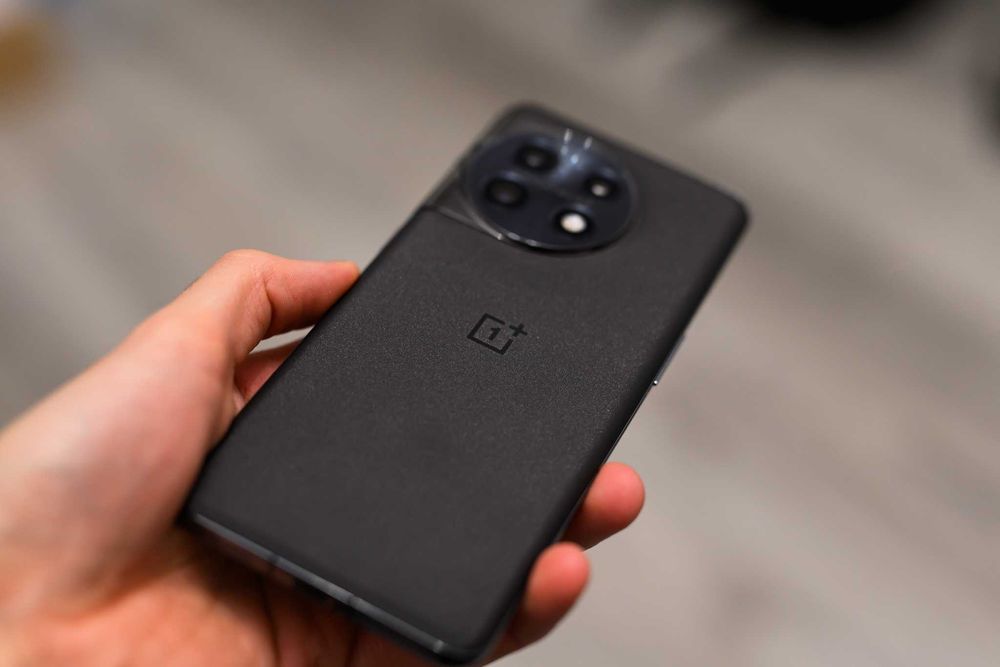 OnePlus 11 12/256GB android smartfon
