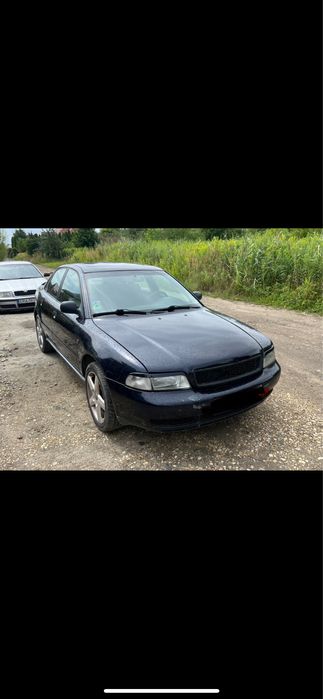 Audi a4 B5 1.6 benzyna