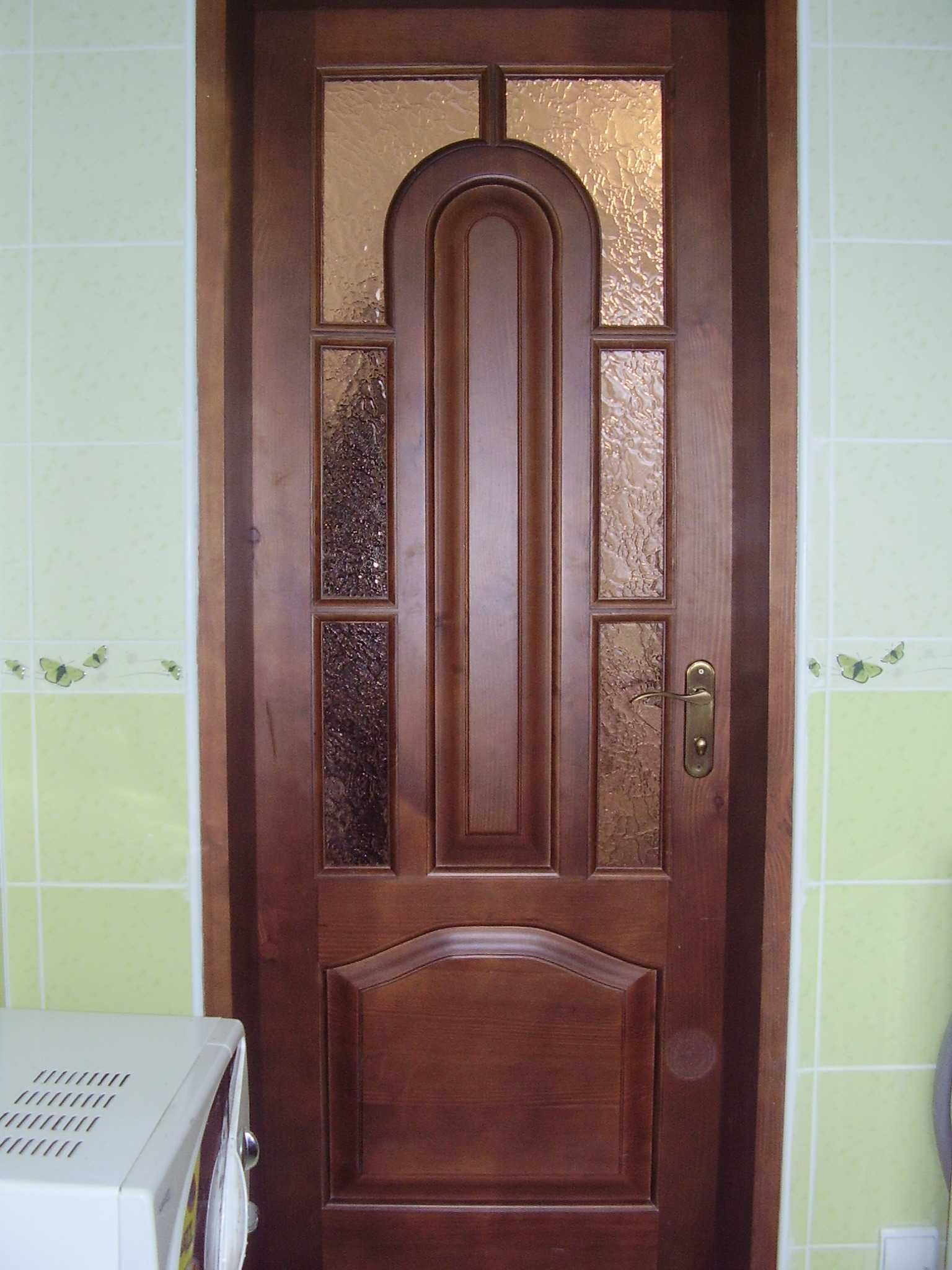 Двері міжкімнатні деревяні