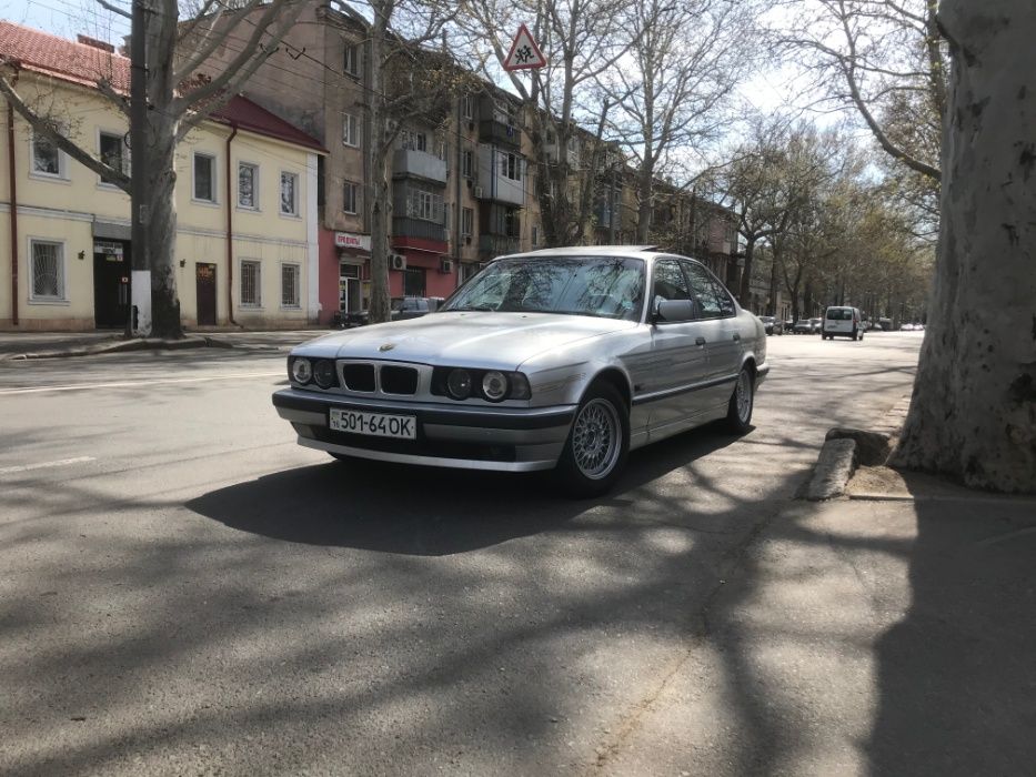 BMW-530i V8  m60b30