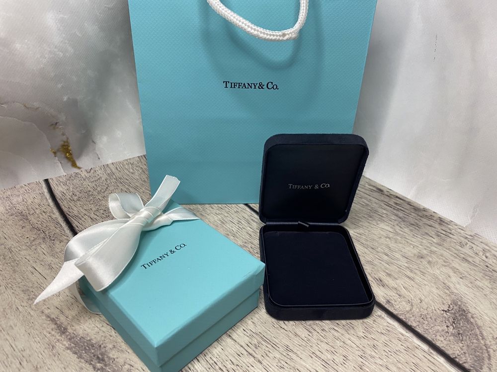 Коробок Tiffany&Co Тиффани для подвеса,ключика.Новый.