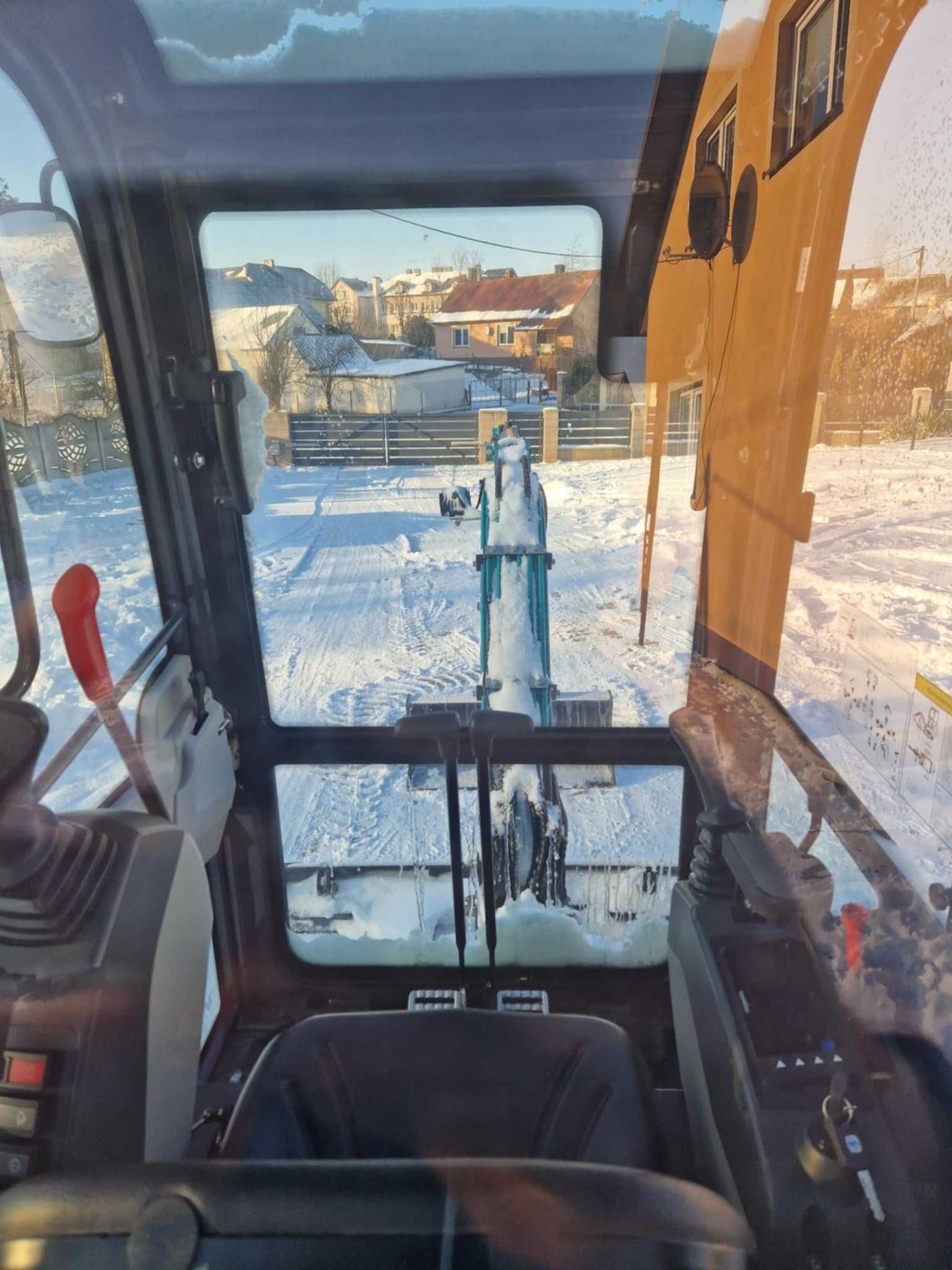 Wynajem Minikoparki 1,8T