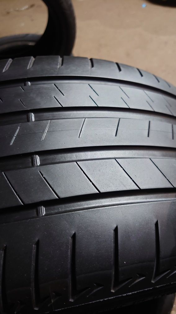 Пара летних шин резина Bridgestone Alenza 001 RUNFLAT 275/40 r20