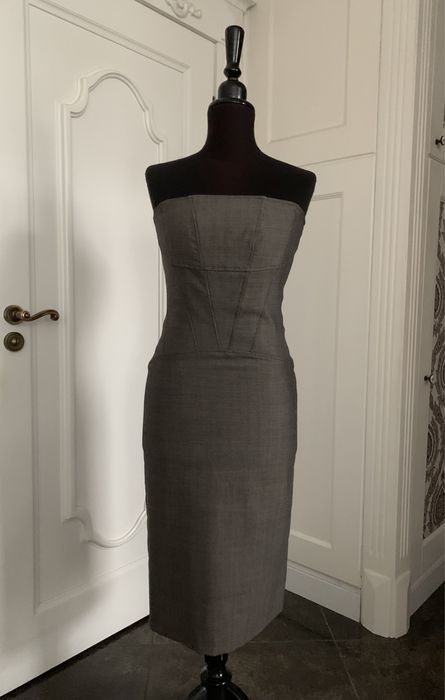 PABIA piękna sukienka ołówkowa, góra gorsetowa, wełna