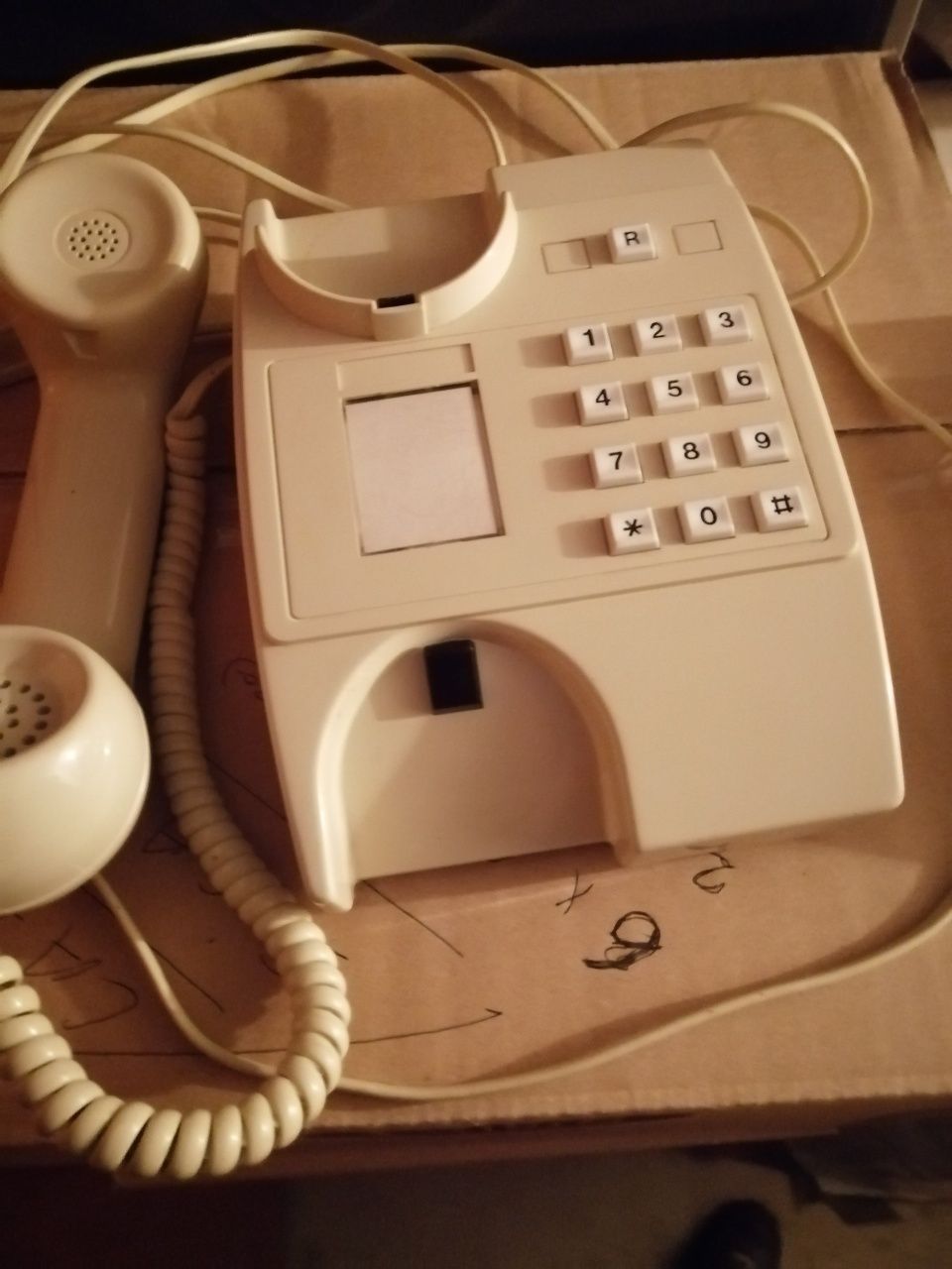 Telefone antigo como novo