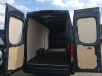 Profesjonalne zabudowy do samochodów Iveco Daily L4H2 i innych aut