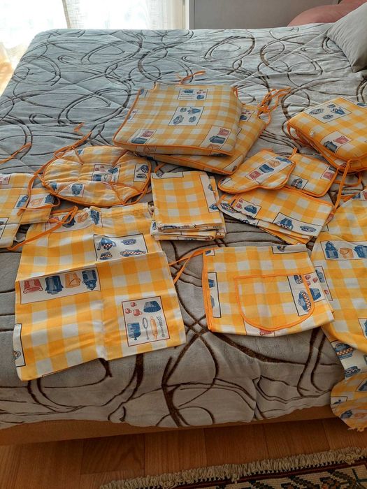 Têxteis de cozinha amarelo e azul