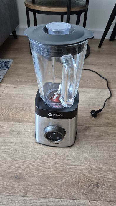 Blender kielichowy Phillips problend 6 1400W HR3652