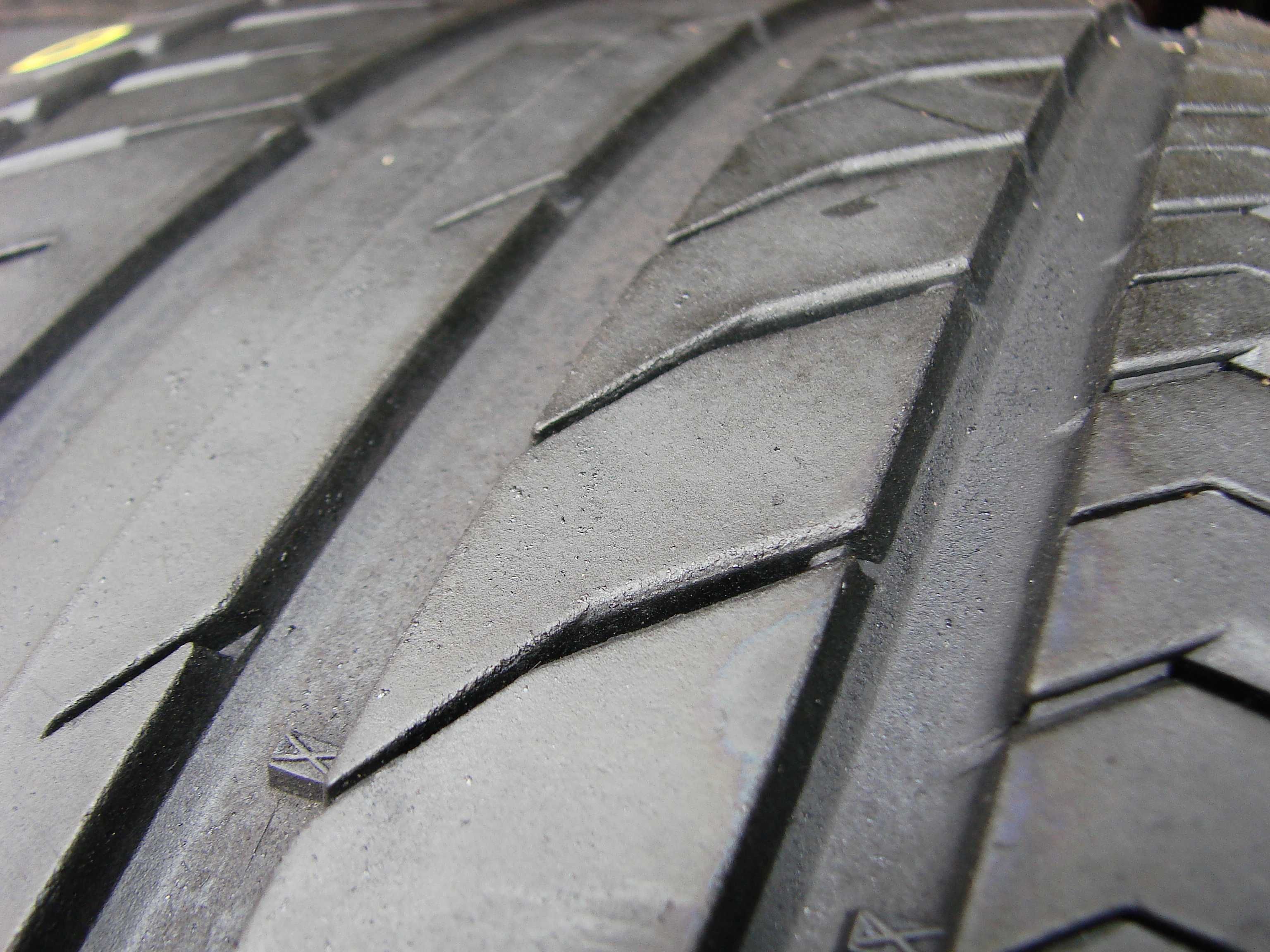 255 40 r 20 continental 255/40/20
