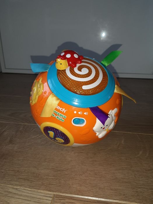 Edukacyjna zabawka Hula-Kula VTech dla dziecka