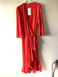 Nowa czerwona sukienka kopertowa falbaka