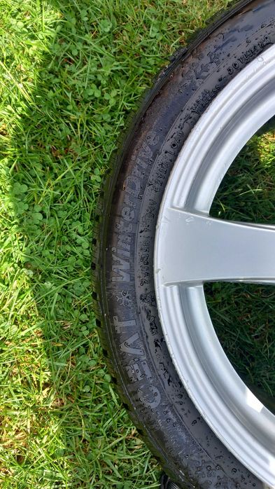 BMW Felgi R17 8j 5x120 (nowe opony)