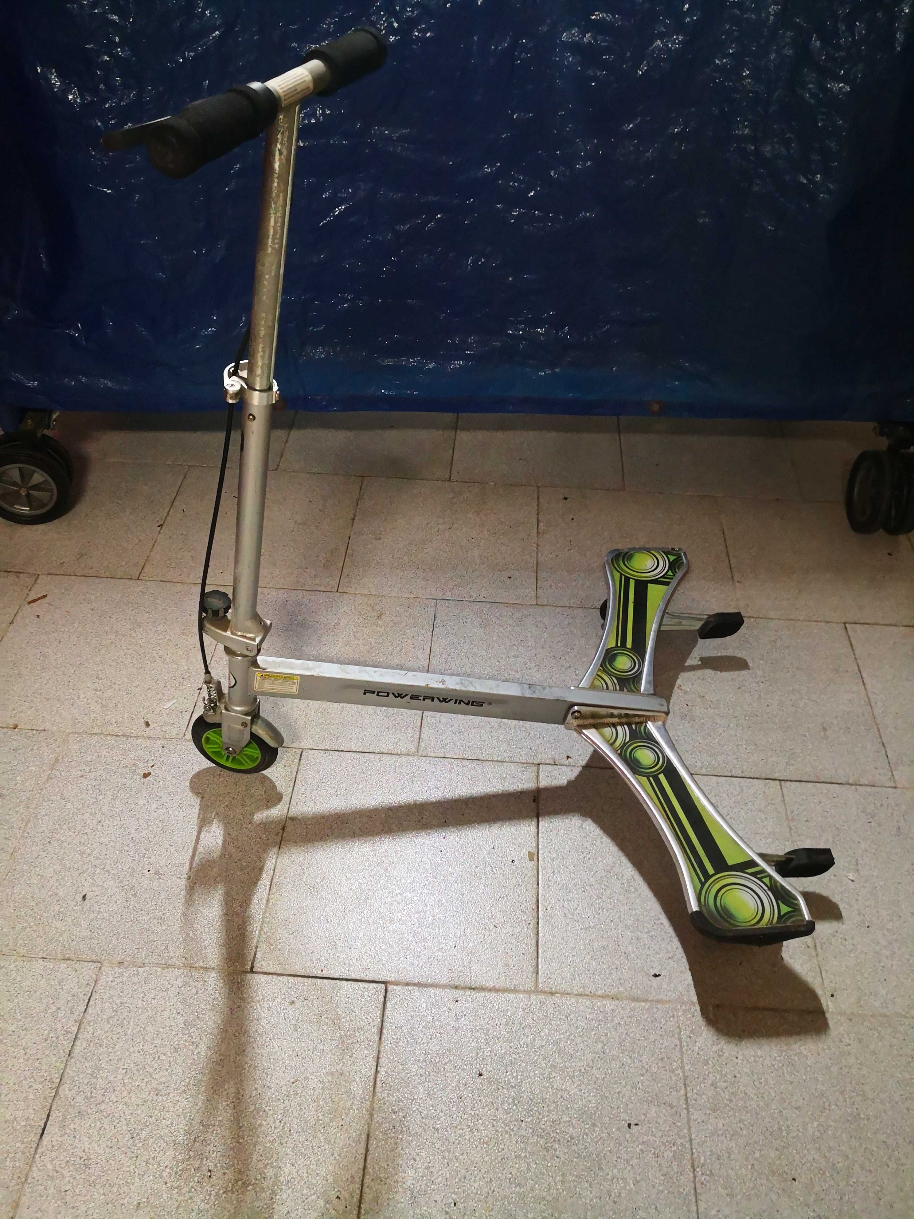 Trotinete  RAZOR POWERWING