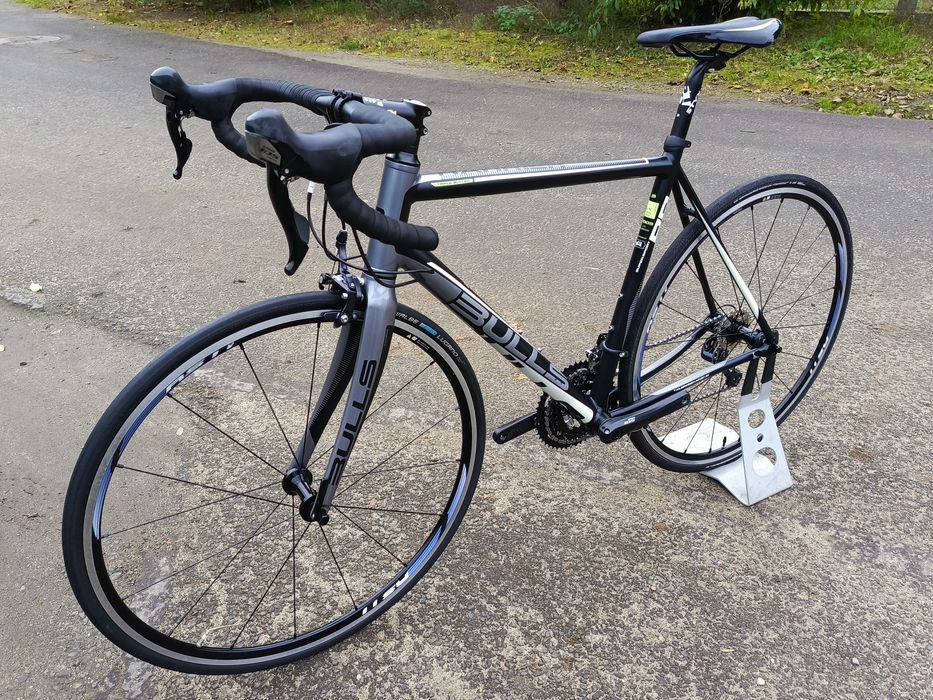Rower szosowy Bulls Harrier SuperSport Shimano 105 ALU carbon roz.54cm