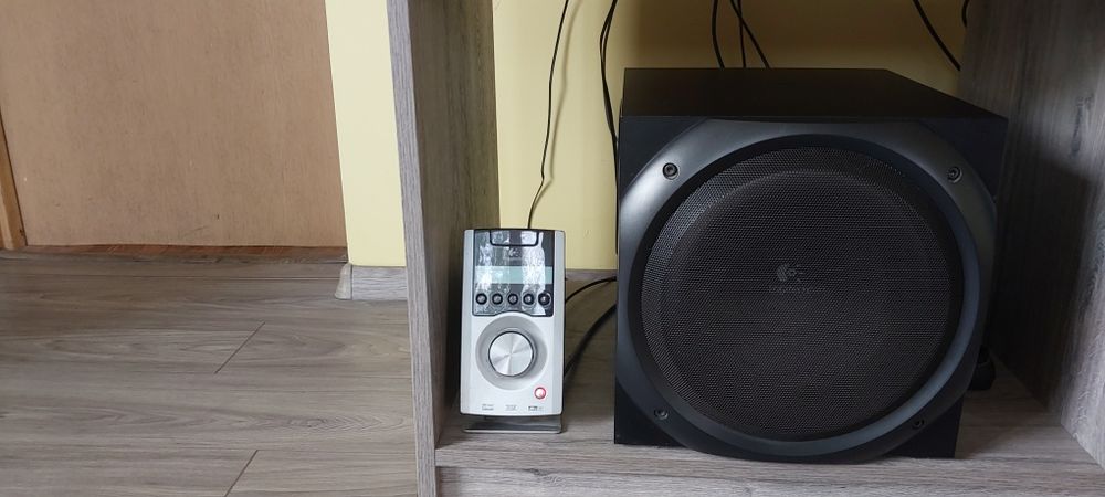 Glosnik Logitech Z 5500